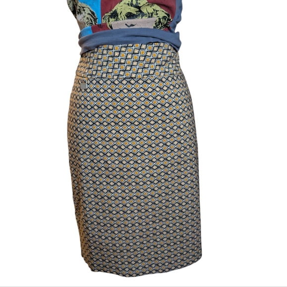 Alex & Olivia patterned pencil office skirt size medium - Picture 2 of 11
